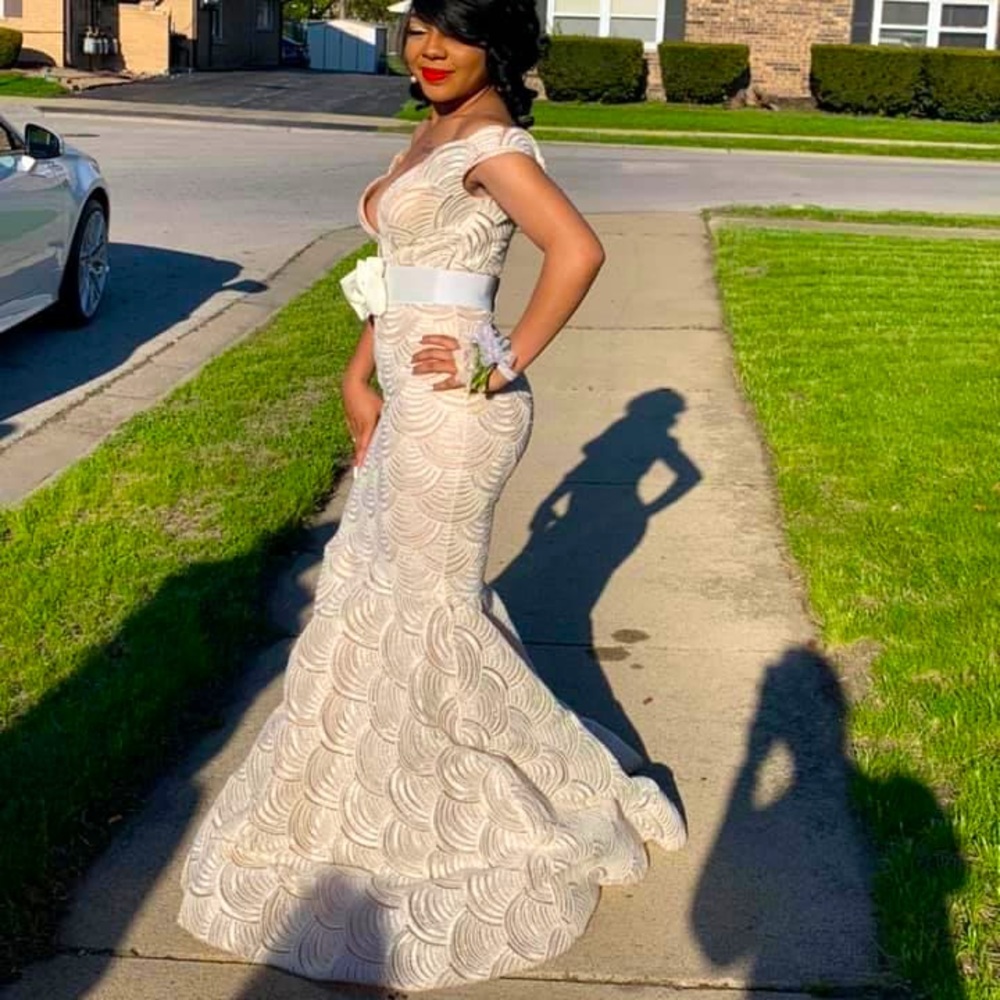 PROM DRESS